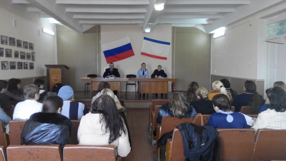 Представители социальных служб и сотрудники полиции Ленинского района обсудили алгоритм взаимодействия в сфере противодействия преступлениям в отношении детей