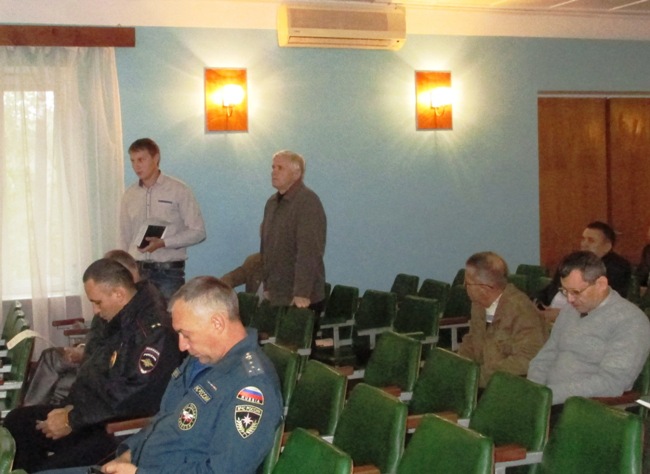 с руководителями учреждений и организаций района