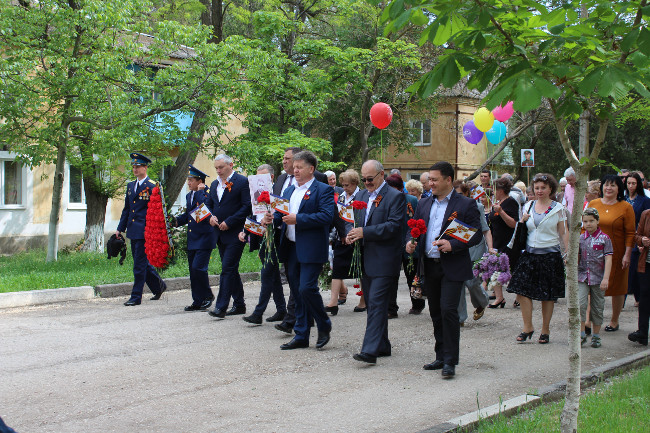 В Ленинском районе проведены шествие «Бессмертный полк России» и торжественный митинг, посвященные 72-й годовщине Великой Победы