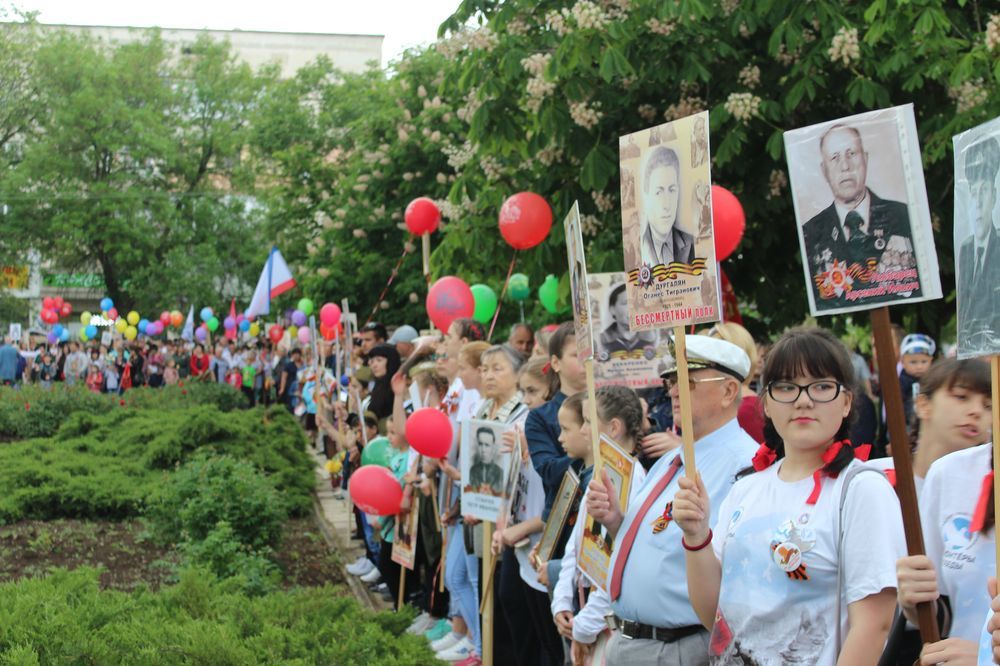 В Ленинском районе проведены шествие «Бессмертный полк России» и торжественный митинг, посвященные 73-й годовщине Великой Победы