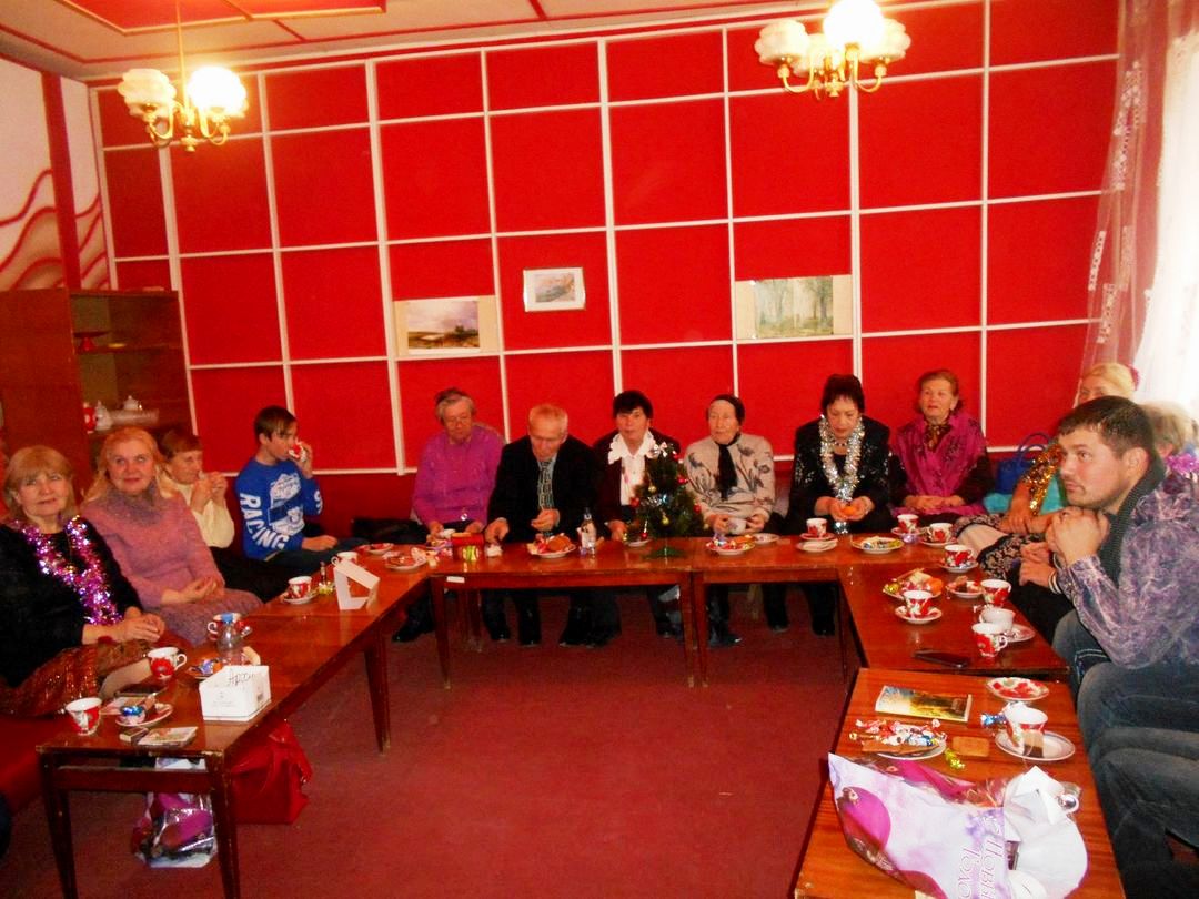 В Ленинской районной библиотеке прошла новогодняя встреча поэтов