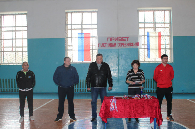 В Ленинском районе состоялось закрытие Зимнего первенства Ленинского района по мини-футболу среди детей 2005-2006 г.р.