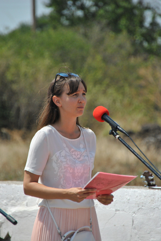 В селе Батальное Ленинского района прошел митинг «Подвигу лежит дорога в вечность»