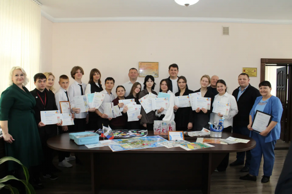 «Шаг в будущее»: таланты Ленинского района представили свои достижения руководству района