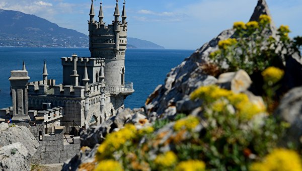 В КРЫМУ ОТДОХНУЛИ ПОЧТИ 3,5 МЛН ЧЕЛОВЕК