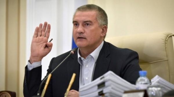 Глава Крыма лично будет контролировать повышение тарифов в регионе 