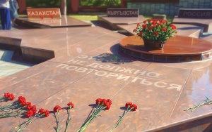 Память о жертвах депортации немцев почтили в Крыму
