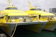 Между Кавказом и Керчью начали курсировать скоростные катамараны