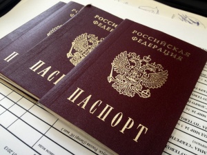 Госдума приняла законопроект о беспошлинной замене паспортов в Крыму