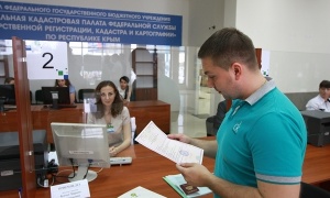 Госкомрегистр начнет выдавать крымчанам архивные копии утерянных украинских правоустанавливающих документов
