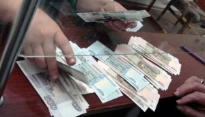 В Крыму заканчивают выплачивать компенсации обманутым украинскими банками вкладчикам