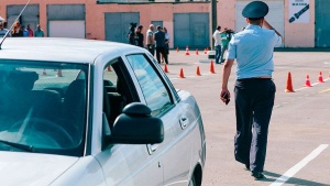 В РФ вступили в силу новые требования к экзаменаторам ГИБДД