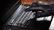 Мошенник "развел" в интернете крымчан на 40 тысяч
